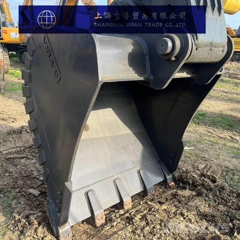 Volvo EC 300 حفارات زحافة