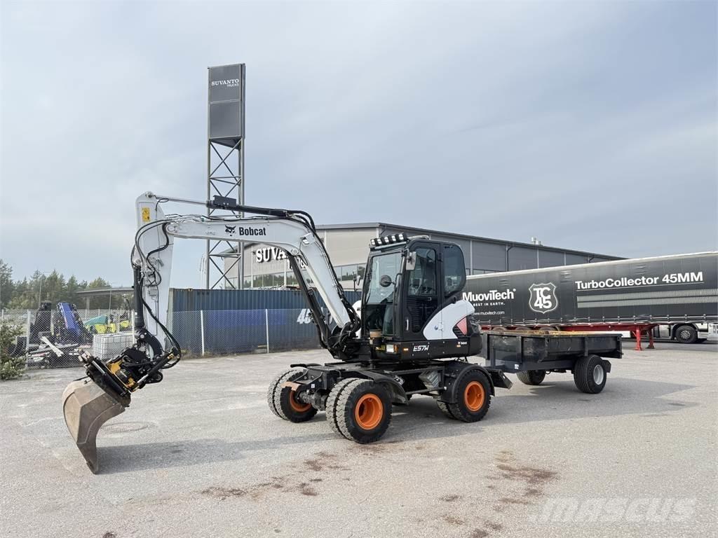 Bobcat E57W حفارات بعجل