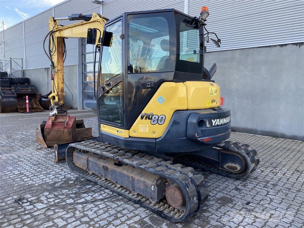 Yanmar VIO80-1A حفارات بعجل