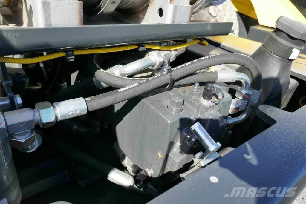 Bomag BW 219 DH-5 ضاغطات التربة