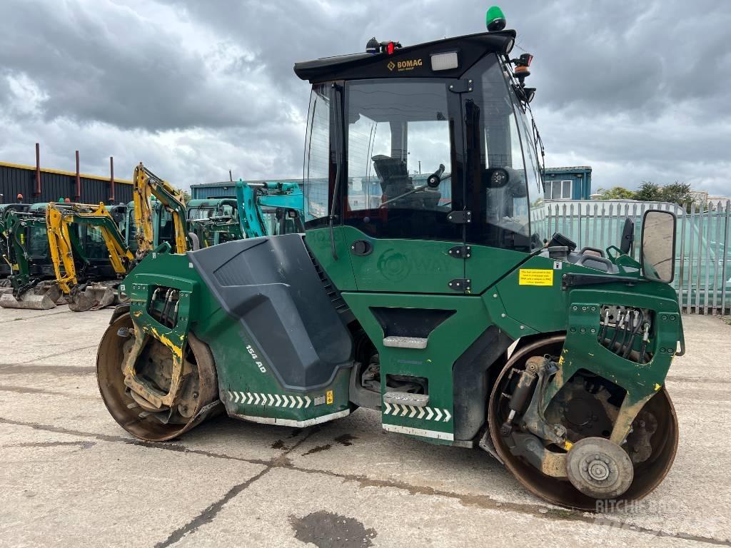 Bomag BW 154 AD-5 مداحل ثنائية الاسطوانة