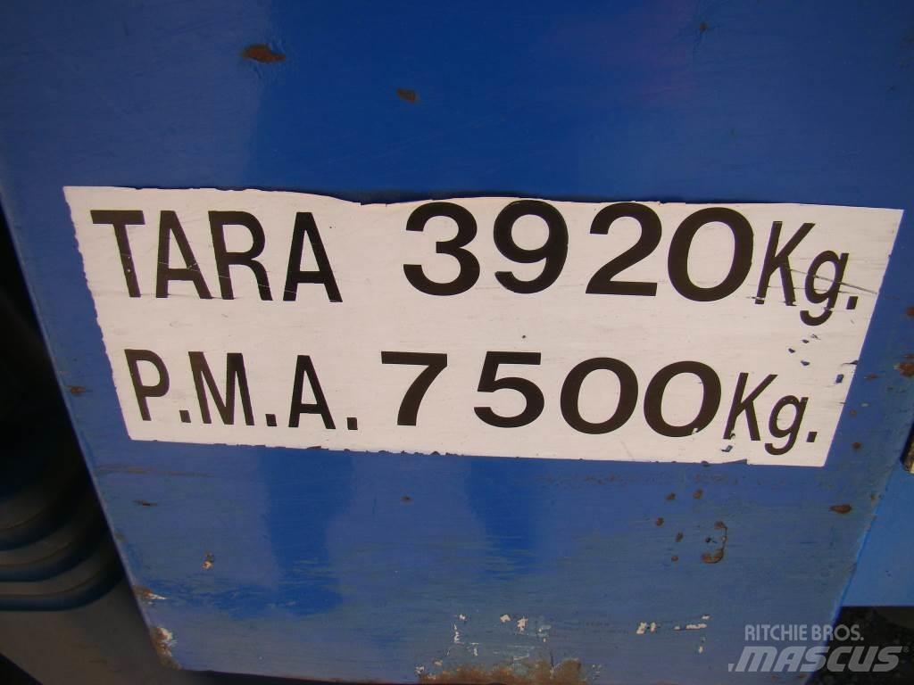 DAF fa 45130 شاحنات بغطاء جانبي