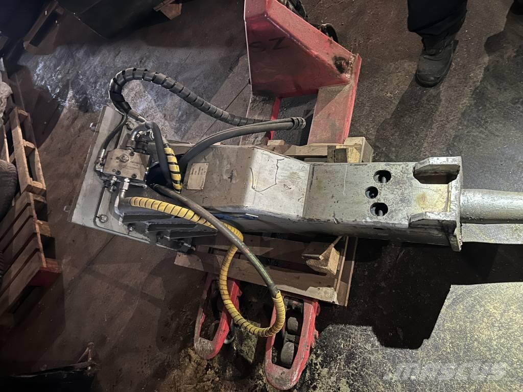 Hammer HM 500 مطارق / كسارات