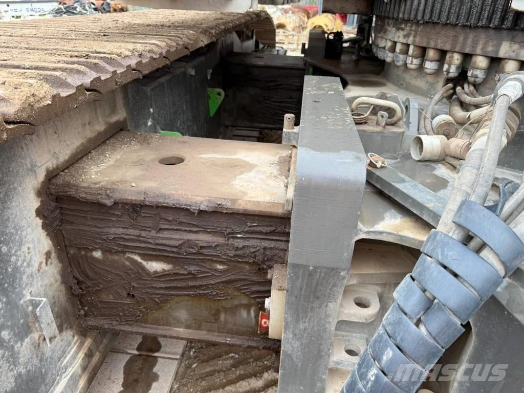 Sennebogen 6113 E رافعات مجنزرة