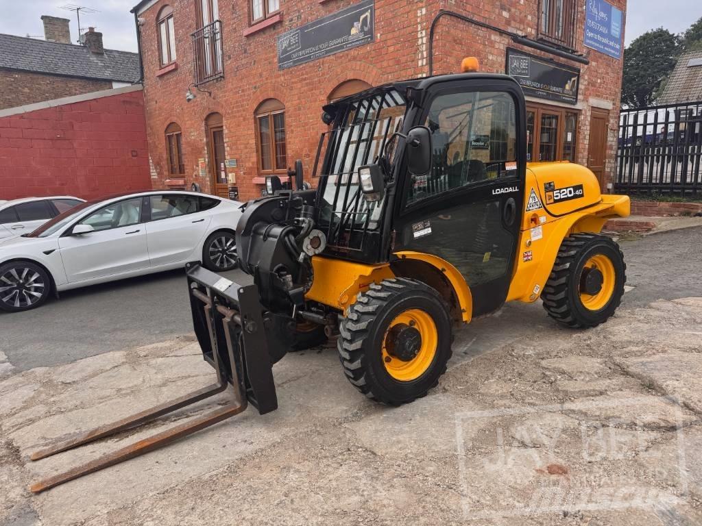 JCB 520-40 مناولات متداخلة