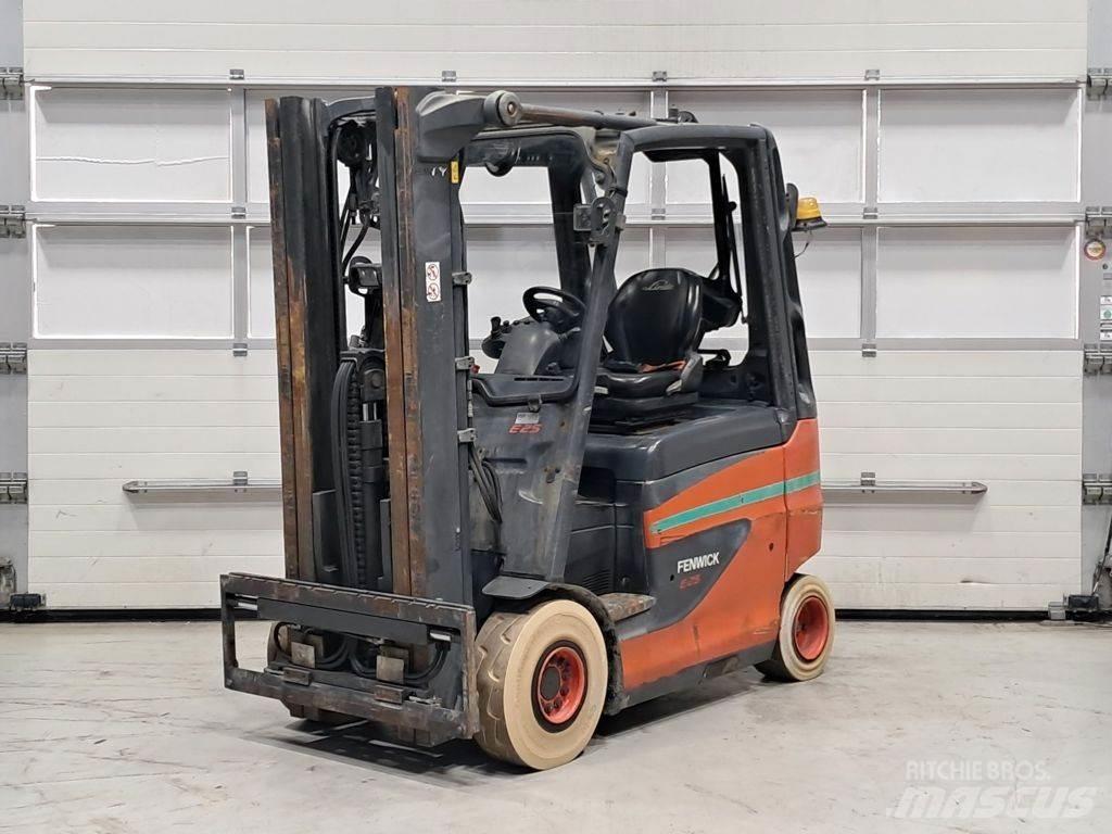 Linde E25H-01/600 شاحنات ذات رافعات شوكية تعمل بالكهرباء