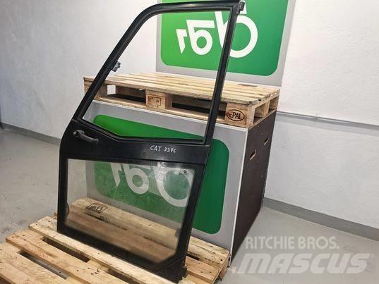 CAT TH 407 door كابينة والداخلية