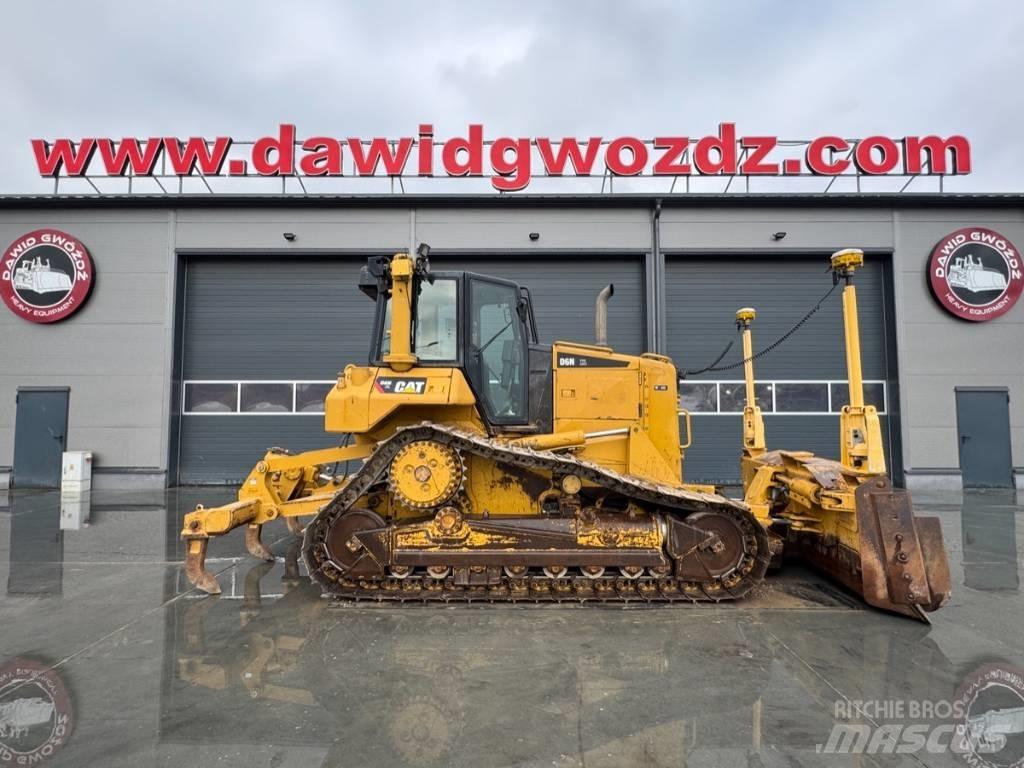 CAT D 6 N XL بلدوزرات مجنزرة