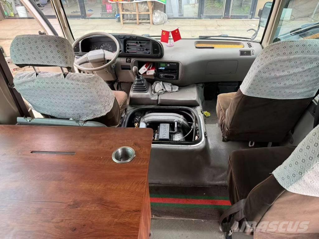 Toyota Coaster Bus حافلة صغيرة