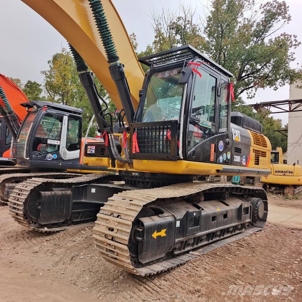 CAT 336 D حفارات زحافة