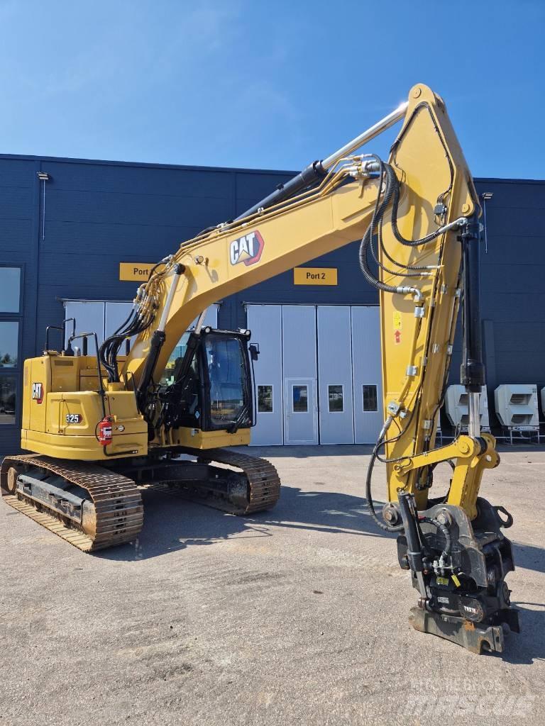 CAT 325 حفارات زحافة