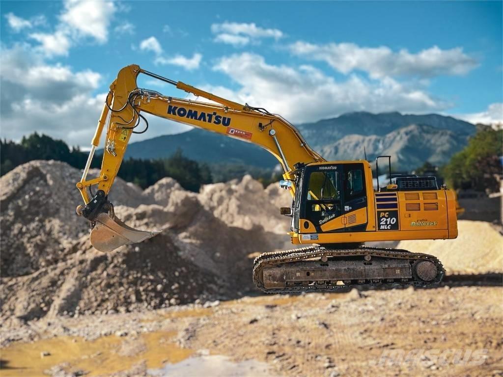 Komatsu PC 210 NLC حفارات زحافة