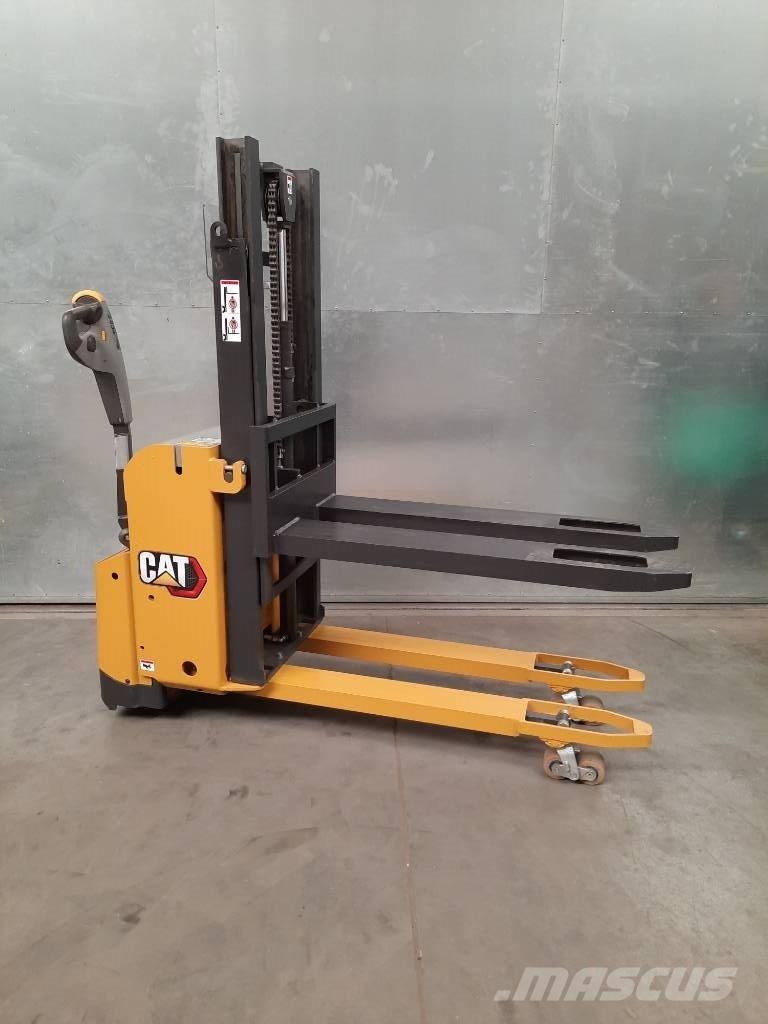 CAT PSD125/160 معدات التكديس الجوالة