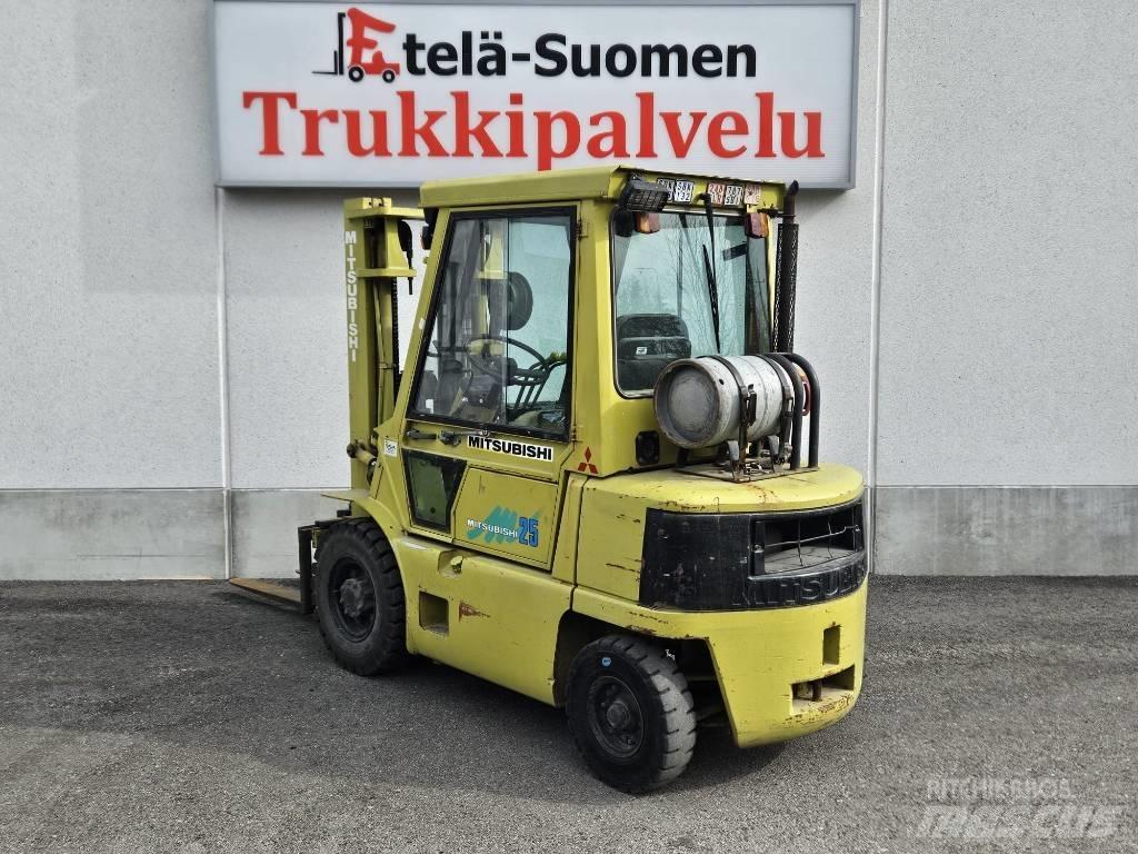 Mitsubishi FG 25 T شاحنات LPG