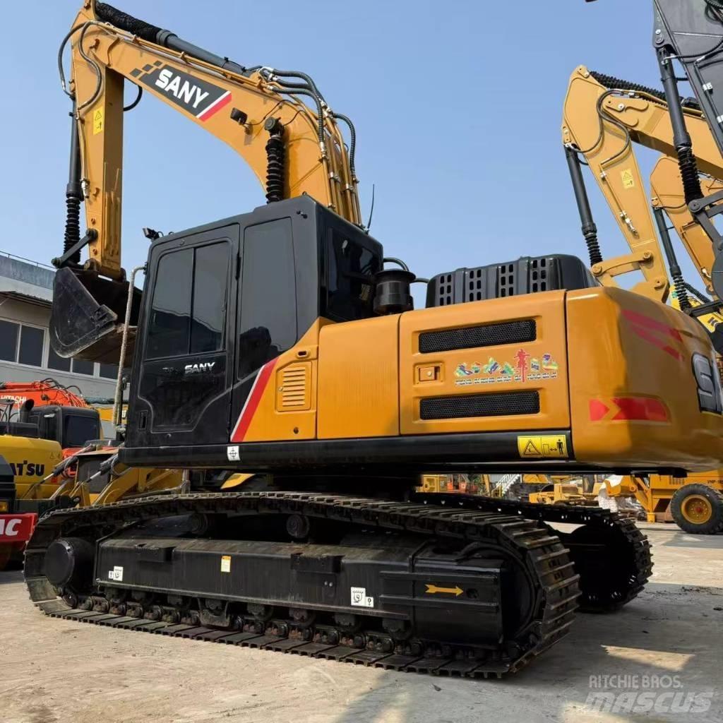 Sany SY 215 C حفارات زحافة
