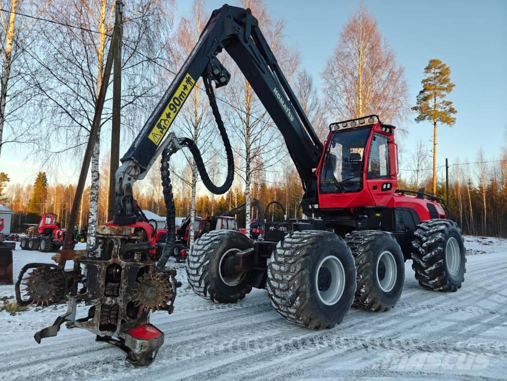 Komatsu 951 حصادات