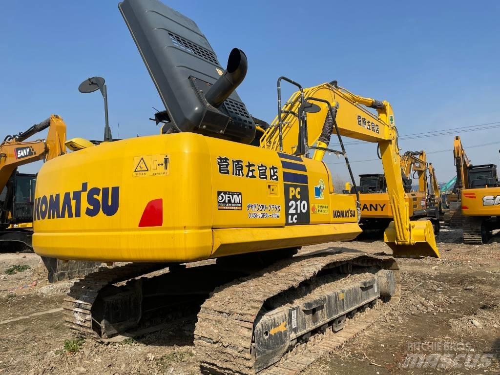 Komatsu PC 210 LC-7 حفارات زحافة