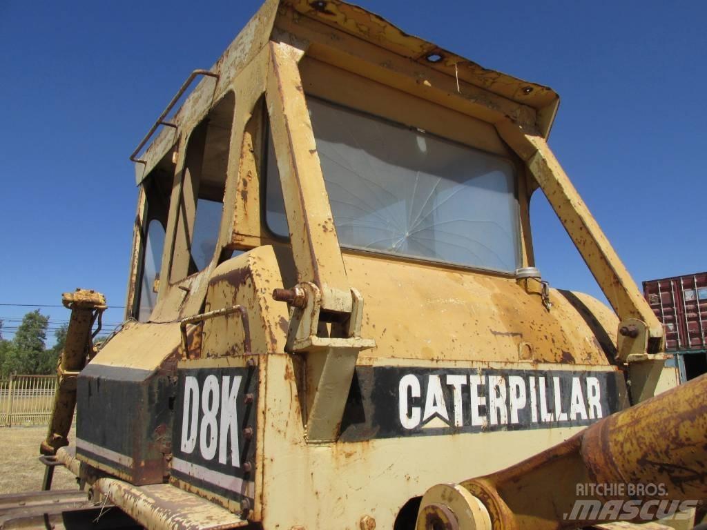 CAT D8K بلدوزرات مجنزرة