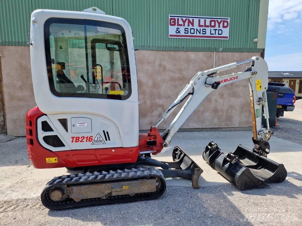 Takeuchi TB 216 A حفارات صغيرة أقل من 7 طن (حفارات صغيرة)
