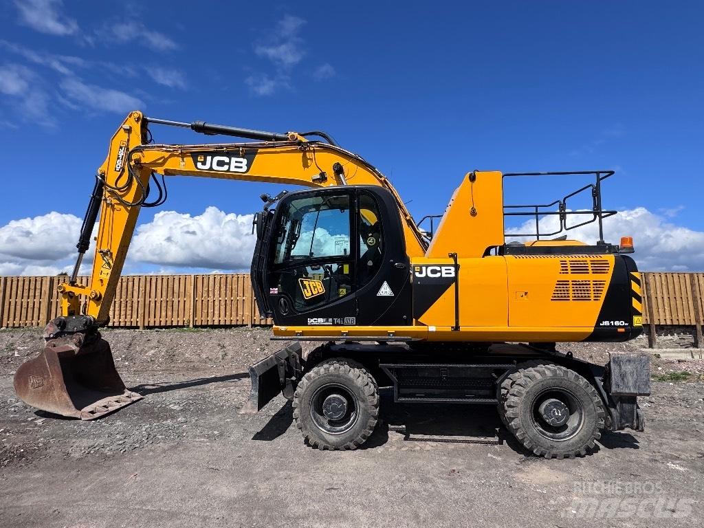 JCB JS 160 W حفارات بعجل