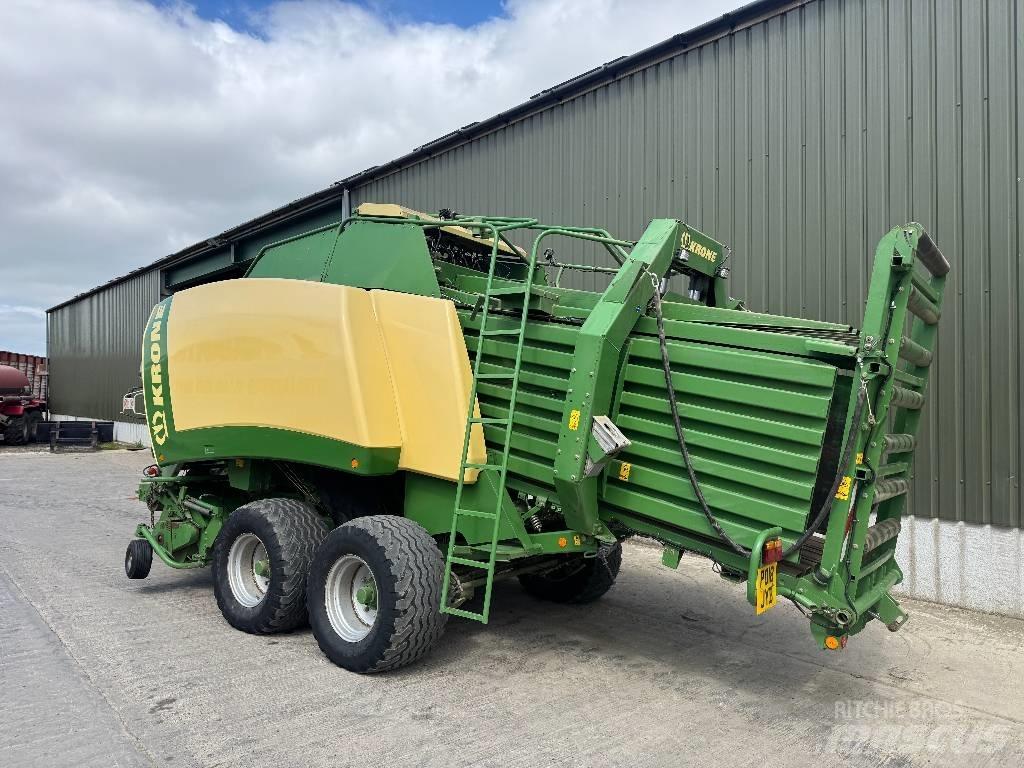 Krone Big Pack 12130 محزمات مربعة