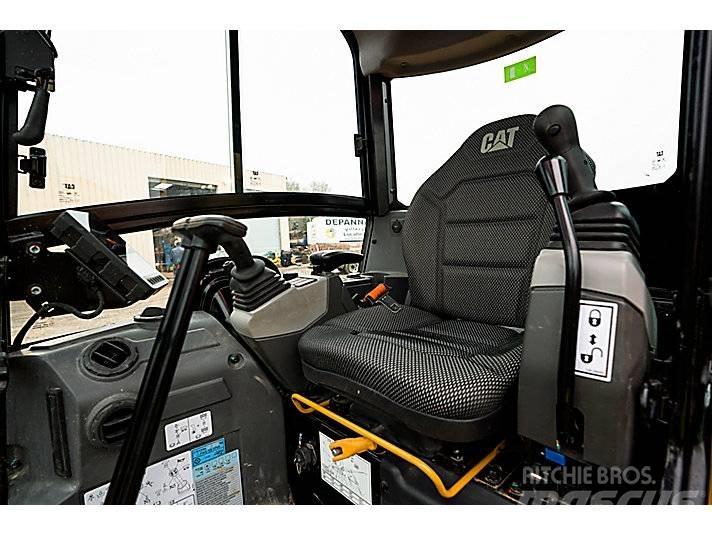 CAT 2023 CAT 303 CR حفارات صغيرة أقل من 7 طن (حفارات صغيرة)