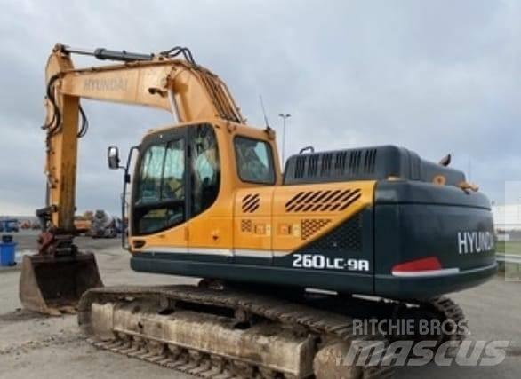 Hyundai R 260 LC-9A حفارات زحافة