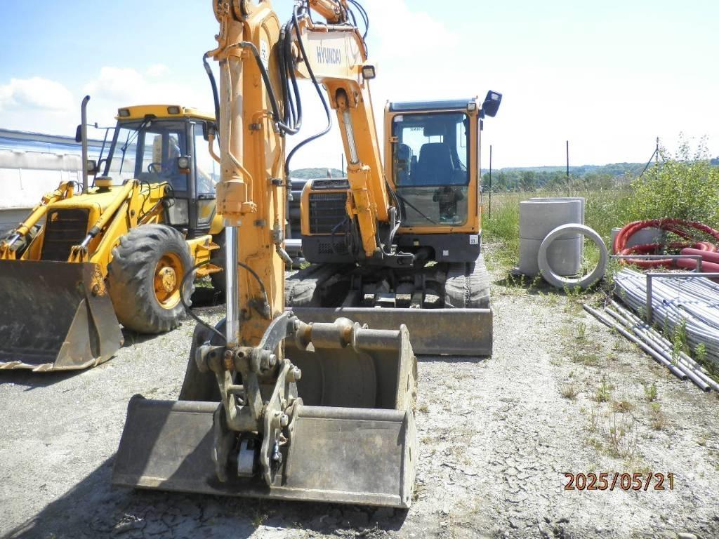 Hyundai R 80 CR-9A حفارات وسط 7 طن - 12 طن