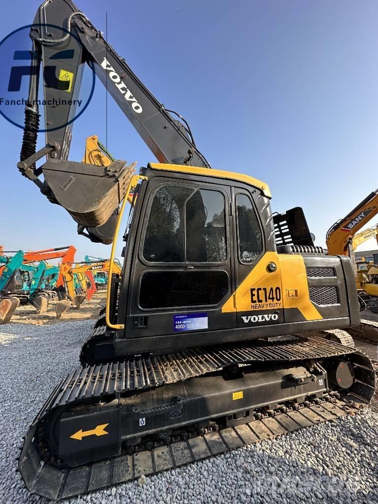 Volvo EC 140 حفارات زحافة