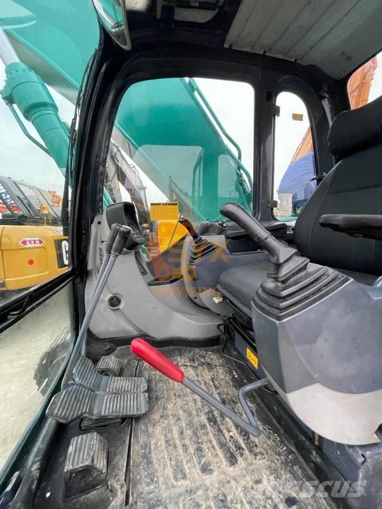 Kobelco SK 200-8 حفارات زحافة