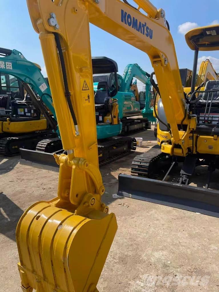 Komatsu PC35 حفارات صغيرة أقل من 7 طن (حفارات صغيرة)