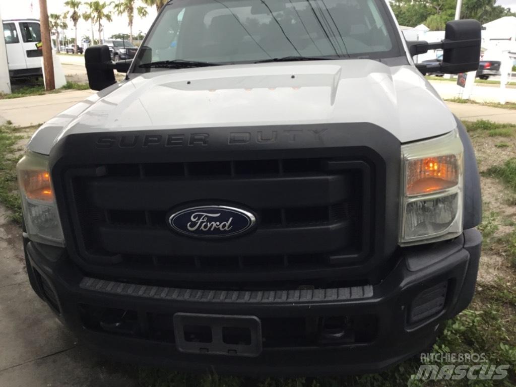 Ford F 550 XL SD مركبات الأغراض العامة