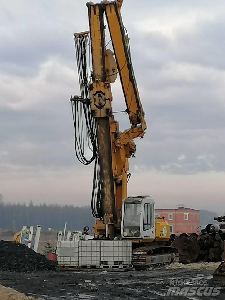 Bauer BG 12 V منصات دق خوازيق