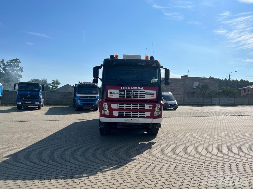 Terberg Fm 3000 10x8 شاحنات قلابة