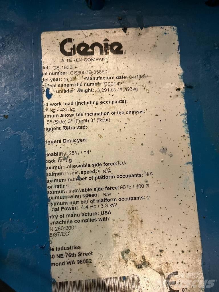 Genie GS 1930 رافعات مقصية الشكل