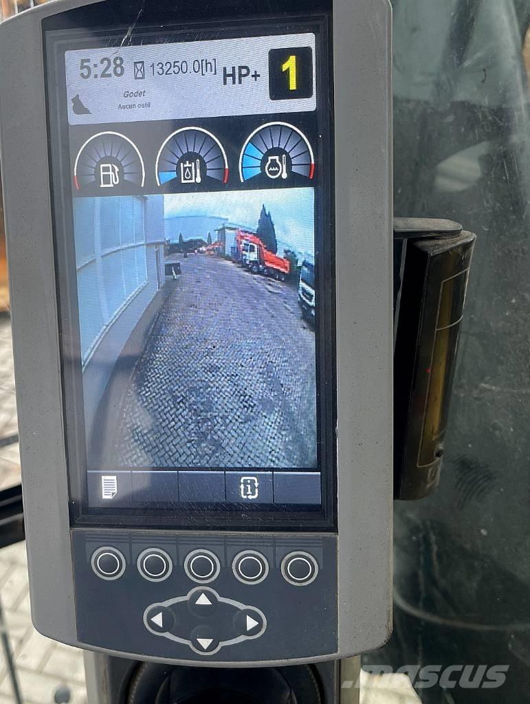 CAT 329 E LN حفارات زحافة