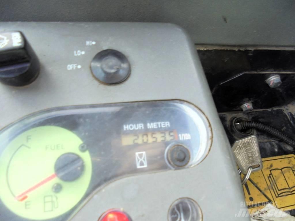 Yanmar Vio 33 U حفارات صغيرة أقل من 7 طن (حفارات صغيرة)