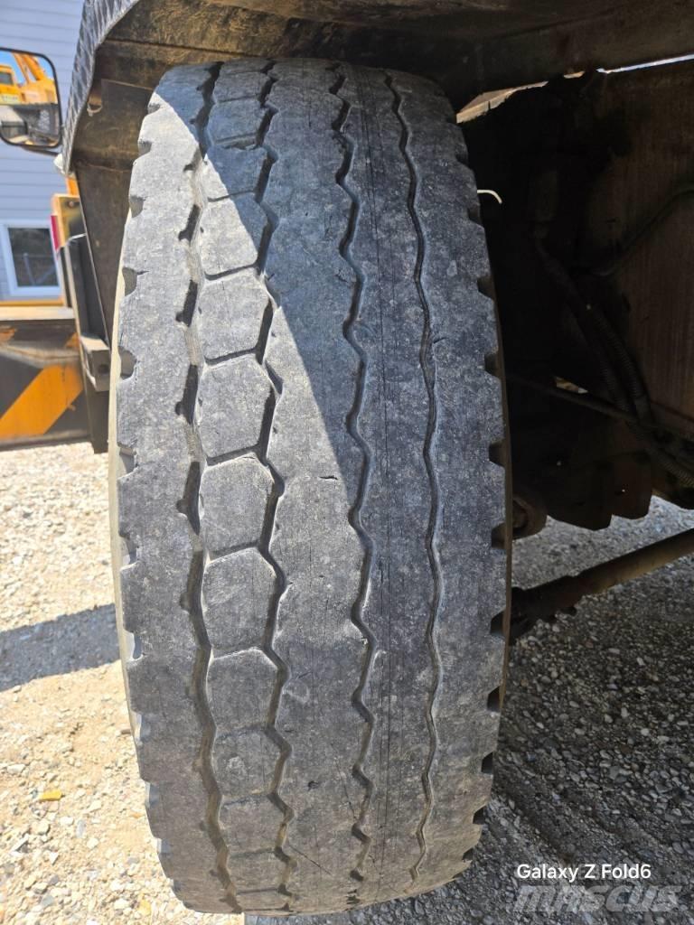 Kato SS500 رافعات الطرق الوعرة