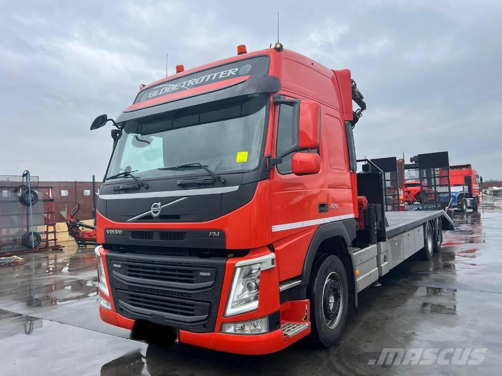Volvo FM شاحنات الرافعات