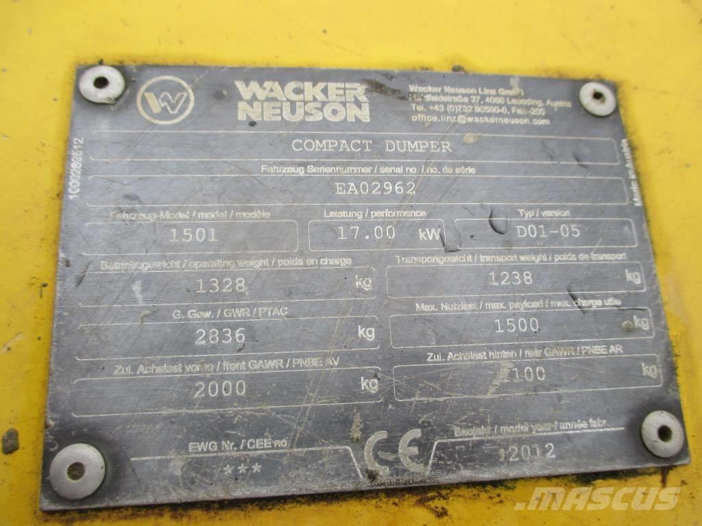 Wacker Neuson 1501 عربات نقل قلابة للمواقع