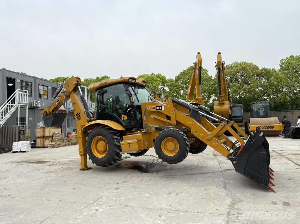 JCB 3 CX لوادر ذات جرافات عكسية
