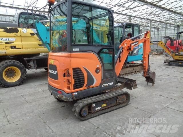 Doosan DX19 حفارات صغيرة أقل من 7 طن (حفارات صغيرة)