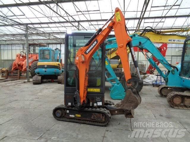 Doosan DX19 حفارات صغيرة أقل من 7 طن (حفارات صغيرة)