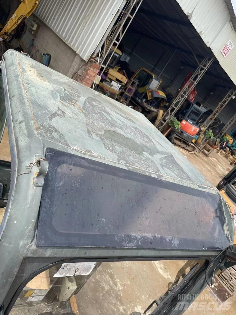 CASE CX 58 C حفارات زحافة