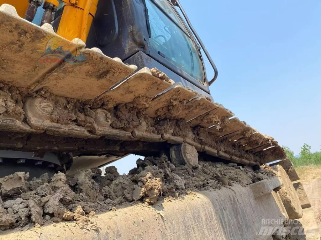 Hyundai Robex 215-7C حفارات زحافة