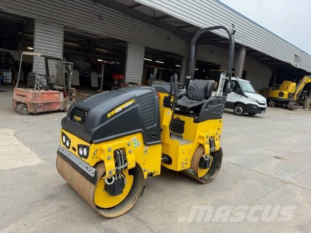 Bomag BW 100 AD M-5 مداحل ثنائية الاسطوانة