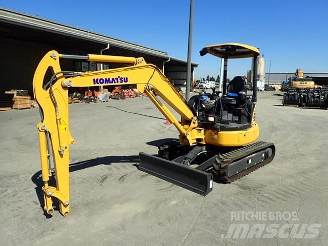 Komatsu PC35MR-5 حفارات صغيرة أقل من 7 طن (حفارات صغيرة)