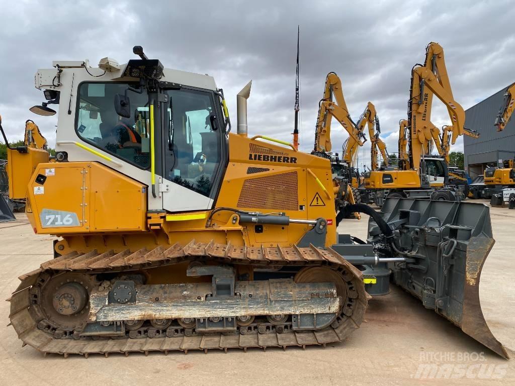 Liebherr PR 716 LGP بلدوزرات مجنزرة