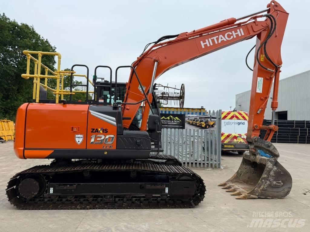 Hitachi ZX130-7 حفارات زحافة