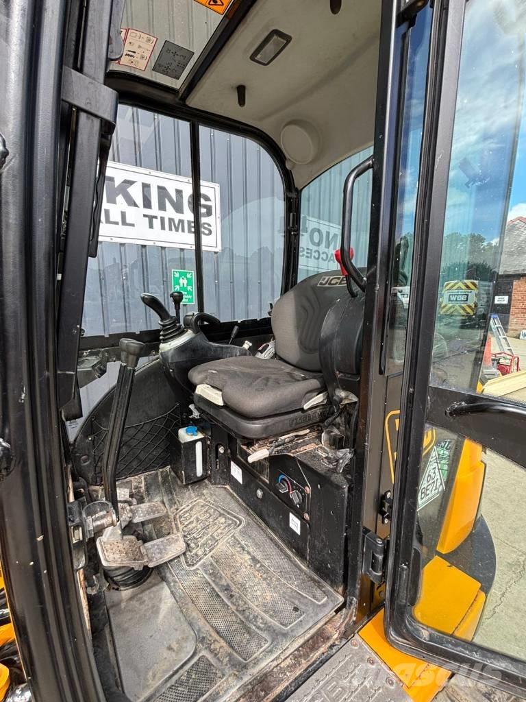 JCB 8026 CTS حفارات صغيرة أقل من 7 طن (حفارات صغيرة)